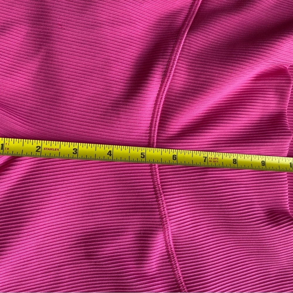 Zyia Active Pink Reve Hi-Rise Capri 20" Size 4-6 Ribbed Barbie pink material - Picture 7 of 8